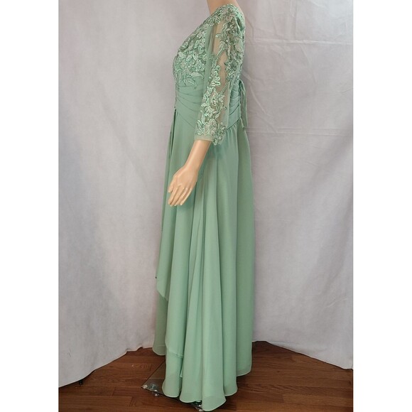 New Mother of the Bride/Groom (12) Dusty Sage Green Lace & Chiffon Ruched Dress - Picture 5 of 13